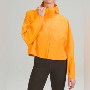 NWOT NEW Lululemon Rain Chaser Jacket Clementine